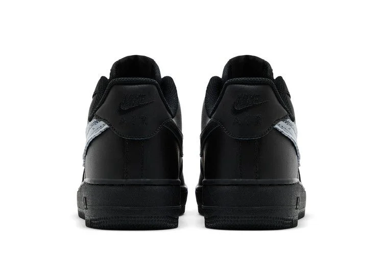 Кроссовки KAWS x Sky High Farm Workwear x Nike Air Force 1 'Black'