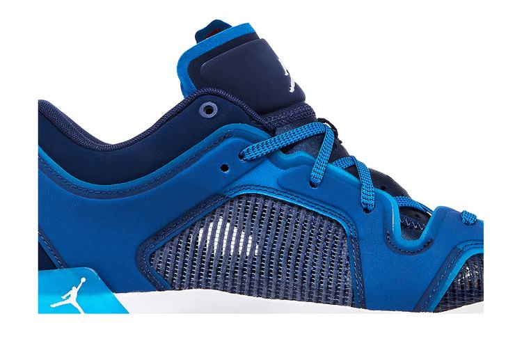 air-jordan-37-low-fraternity-dv9909-401_01