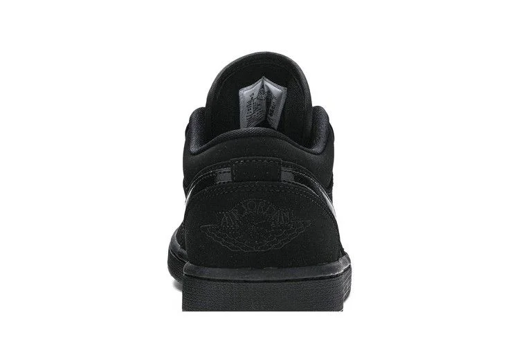 Кроссовки Air Jordan 1 Low 'Triple Black'