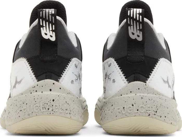 Кроссовки New Balance Two WXY V3 White Black Grey