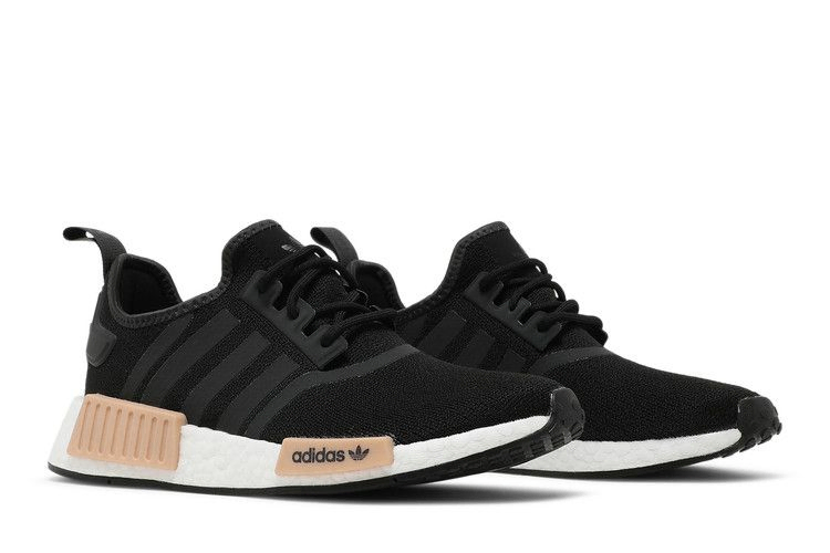 wmns-nmd_r1-black-carbon-gz7997_07