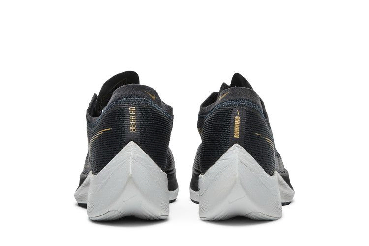 Кроссовки Nike ZoomX Vaporfly NEXT% 2 'Black Metallic Gold Coin'
