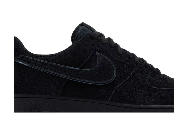 Кроссовки Nike Air Force 1 '07 LV8 'Black Cat'