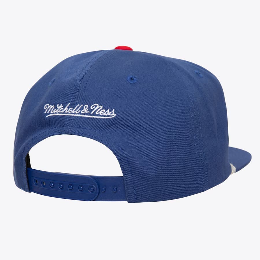 Mitchell-Ness-Royal-Chicago-Cubs-Radiant-Lines-Deadstock-Snapback-Hat-1