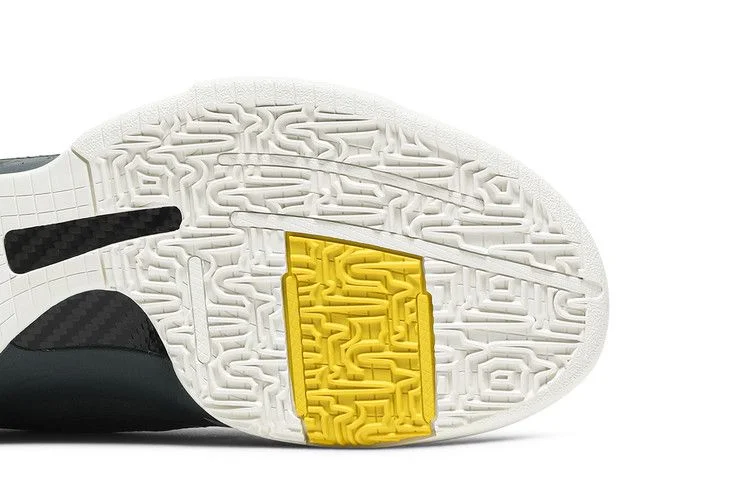 Krossovki-Nike-Zoom-Kobe-5-Protro-EYBL-4