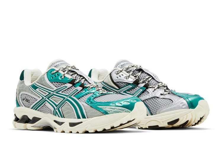 gel-nimbus-10-1-silver-green-metallic-1203a674-020_07