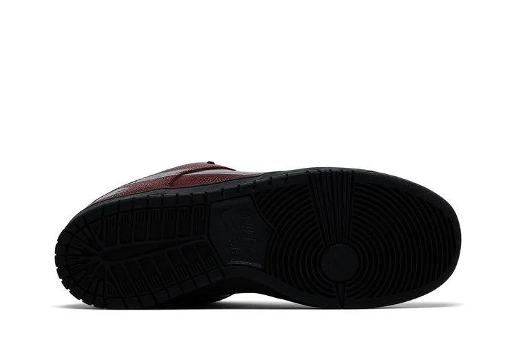 Кроссовки Limosine Skateboards x Nike Dunk Low SB 'Football'
