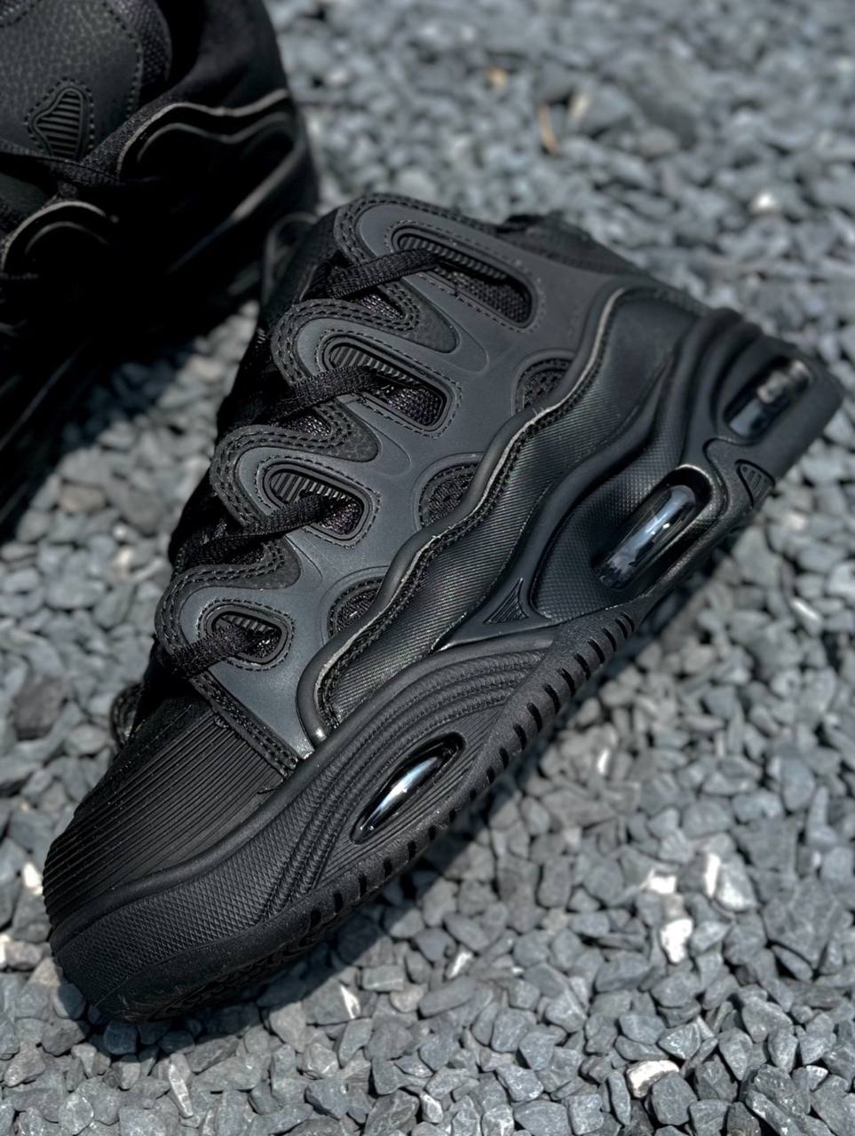 Osiris-D3-2001-Black-Black-Black-3