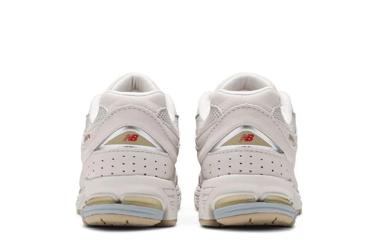 Кроссовки New Balance 2002R 'Cream'