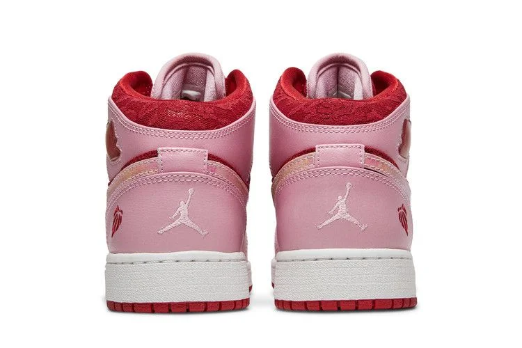Кроссовки Air Jordan 1 Mid Premium GS 'Valentine's Day'
