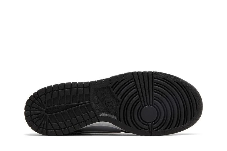 Krossovki-Nike-Dunk-Low-GS-Black-Wolf-Grey-3