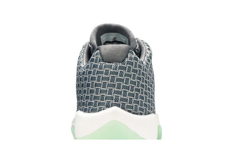 Кроссовки Air Jordan Future Low GS 'Wolf Grey'