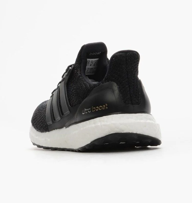 Кроссовки Adidas Wmns UltraBoost 2.0 'Core Black'