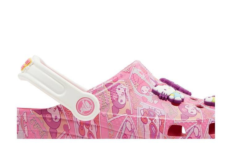 hello-kitty-x-classic-clog-kids-hello-kitty-and-friends-208103-680_01