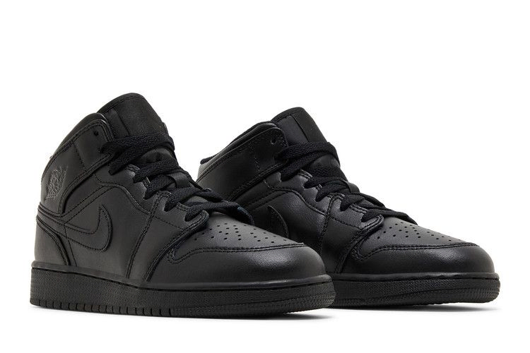 air-jordan-1-mid-gs-triple-black-2022-554725-093_07