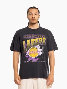 Mitchell-Ness-Los-Angeles-Lakers-Vintage-Brush-Off-2.0-NBA-T-Shirt-1-225x300
