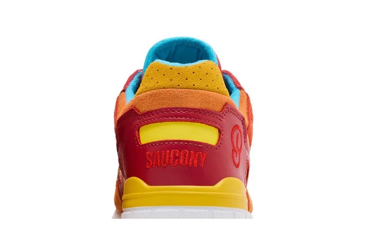 Krossovki-Bisso-x-Shadow-5000-Saucony-Friends-Bondamanjak-6