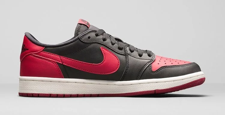 Krossovki-Air-Jordan-1-Retro-Low-OG-GS-Bred-5