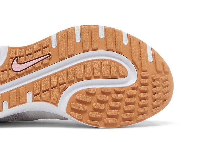 Кроссовки Nike Wmns React Escape Run 'Vast Grey Pink Glaze'