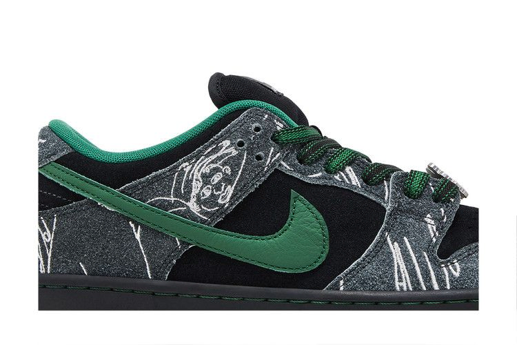 there-skateboards-x-dunk-low-sb-ultra-humanized-special-box-hf7743-001-sb_01