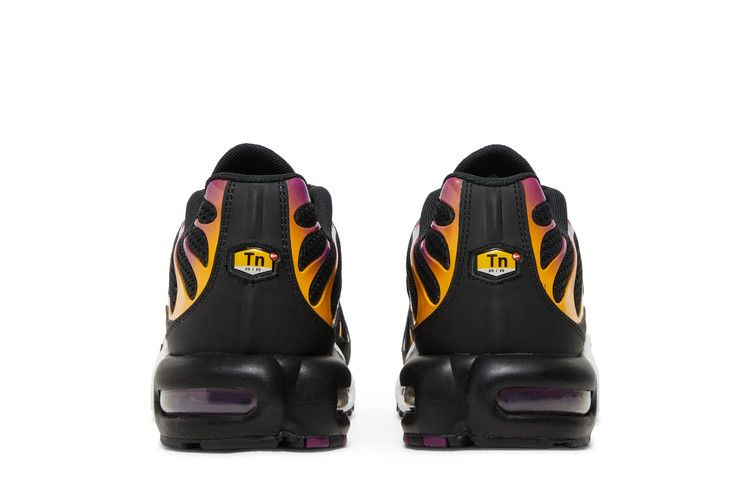 Кроссовки Nike Air Max Plus 'Black University Gold Viotech'