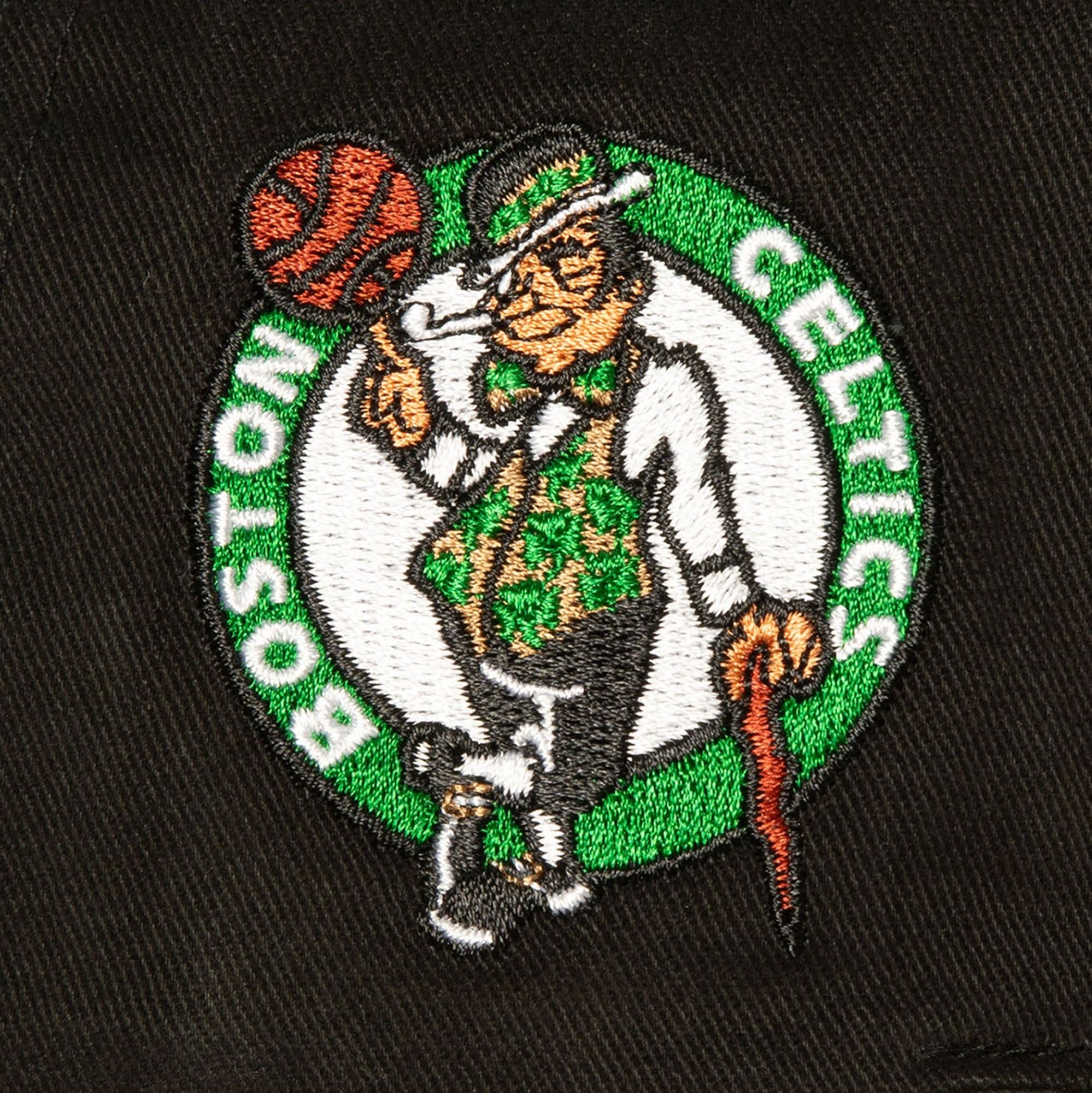 Mitchell-Ness-Brushed-Past-Ya-Pro-Snapback-Boston-Celtics-Hat-2