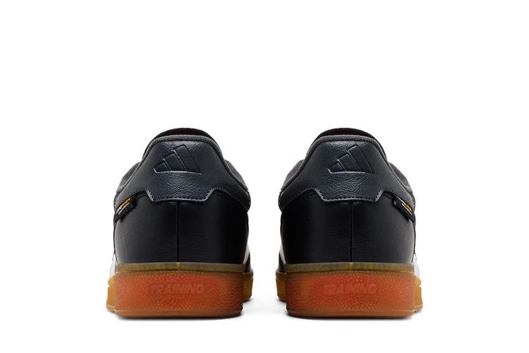 Кроссовки adidas Training Spezial 'Black White'