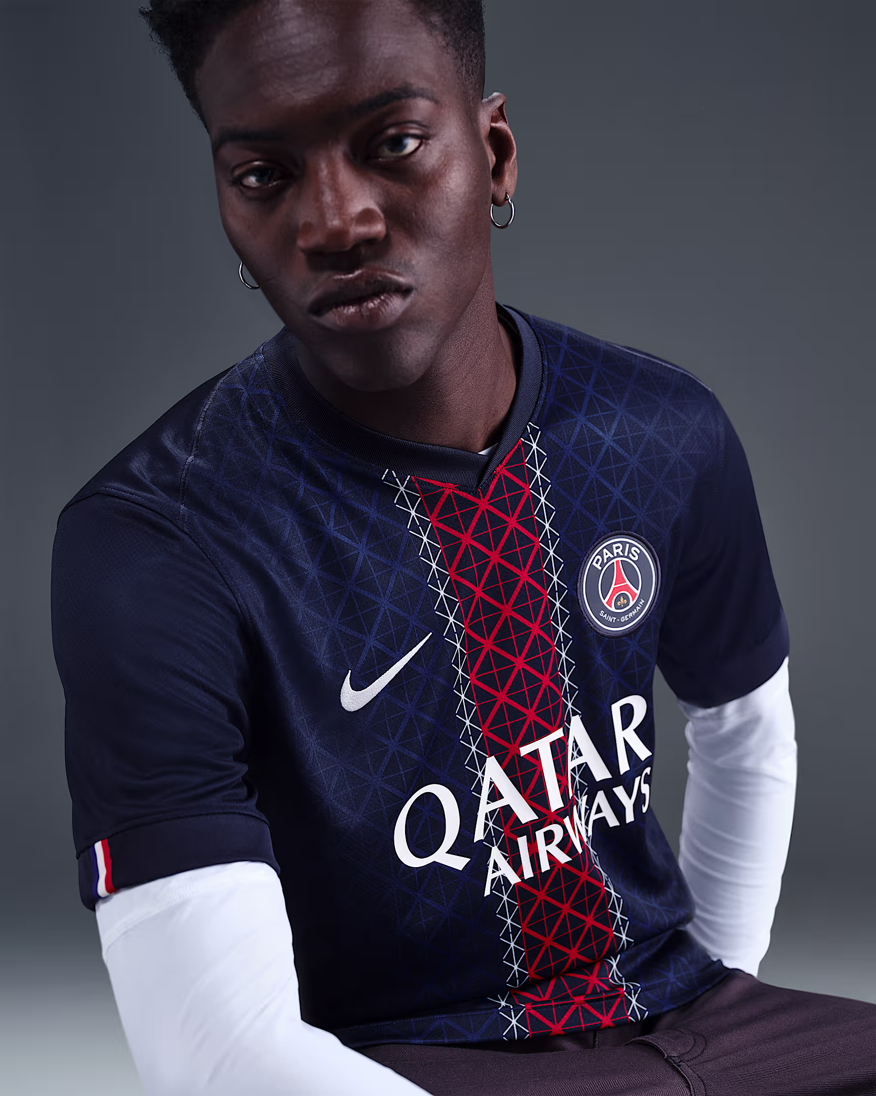 Футбольное джерси Paris Saint-Germain 2025/26 Stadium Home