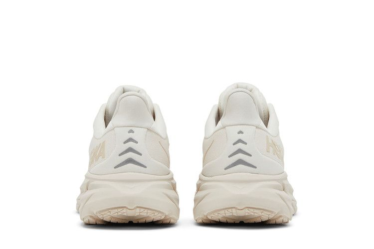 wmns-clifton-8-eggnog-1119394-essn_05