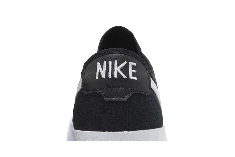 blazer-court-sb-black-white-cv1658-002_06