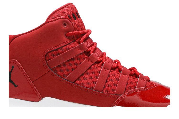 Кроссовки Air Jordan Max Aura GS 'Gym Red'