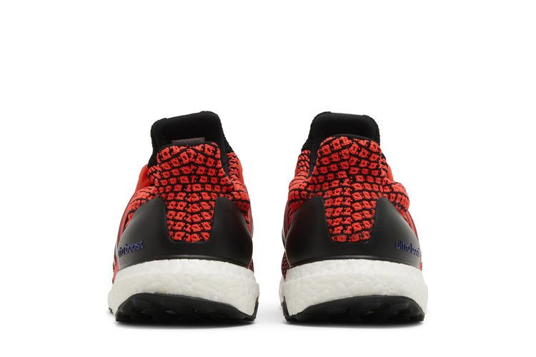 Кроссовки adidas UltraBoost 5.0 DNA 'Solar Red Black'