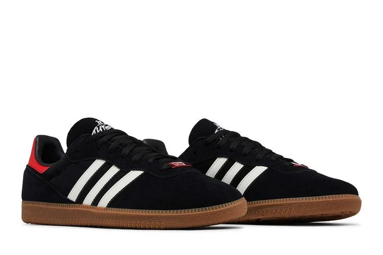 Krossovki-100-Thieves-x-adidas-Palos-Hills-Carbon-Collegiate-Orange-7