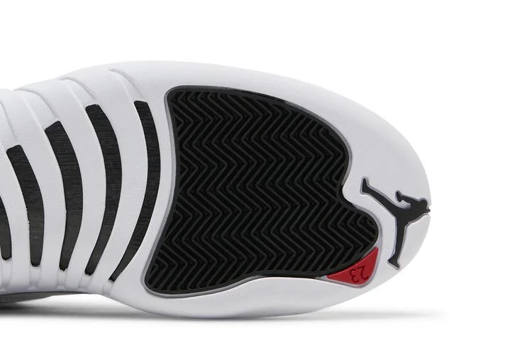 Кроссовки Air Jordan 12 Retro 'Playoff' 2022