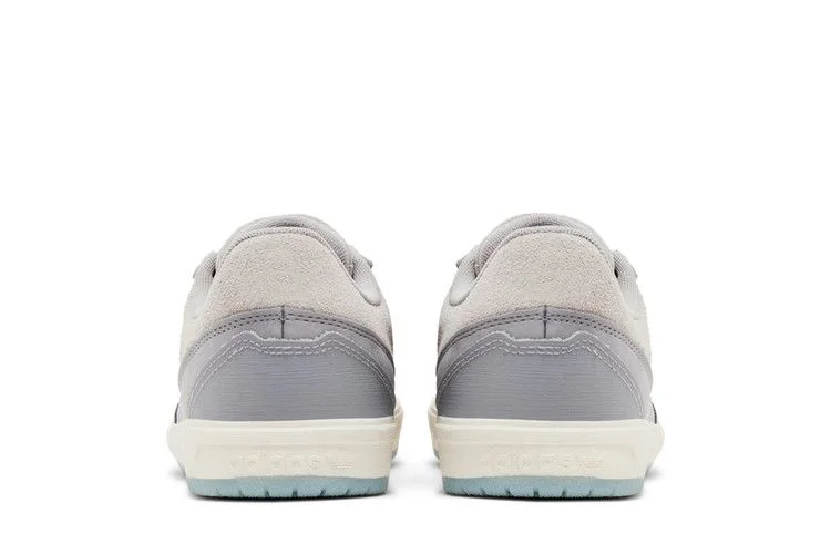 Кроссовки adidas Tyshawn 2 'Light Onix Clear Granite'