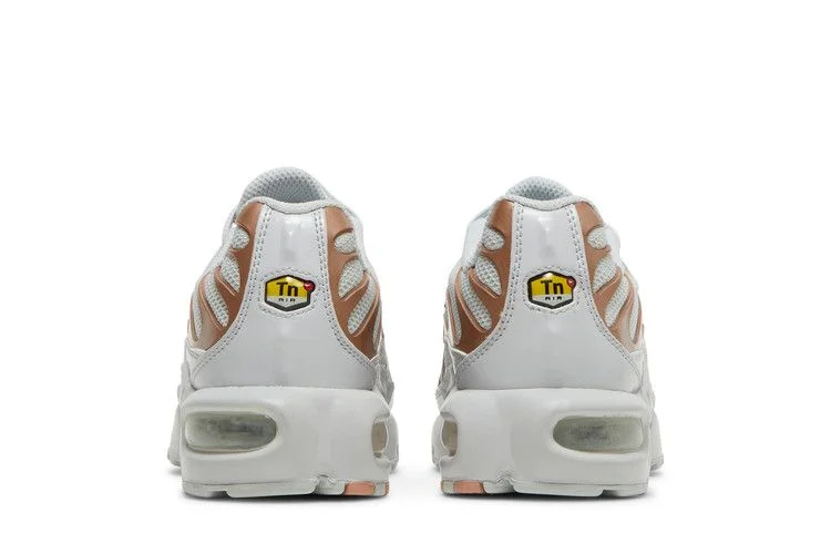 Кроссовки Nike Air Max Plus GS 'Pure Platinum'