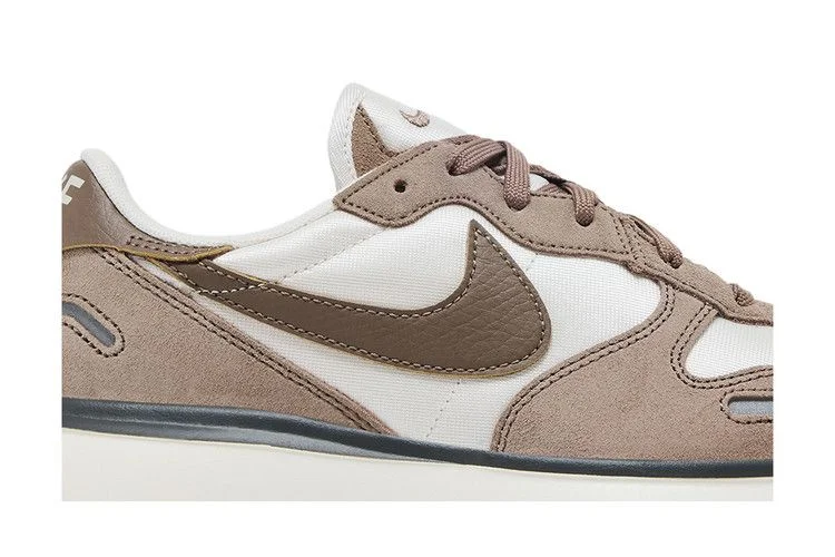 Кроссовки Nike Wmns Phoenix Waffle 'Mink Brown'