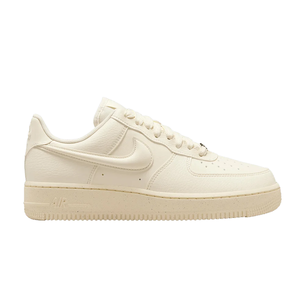 Кроссовки Nike Wmns Air Force 1 Low '07 Next Nature 'Coconut Milk'