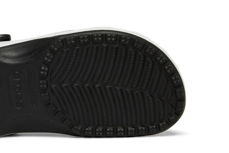 Кроссовки Crocs Mastermind Japan x Classic Clog 'Black White'