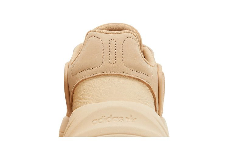 Кроссовки adidas Ozelia 'Magic Beige'
