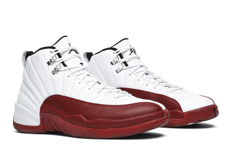air-jordan-12-retro-cherry-2009-130690-110_07