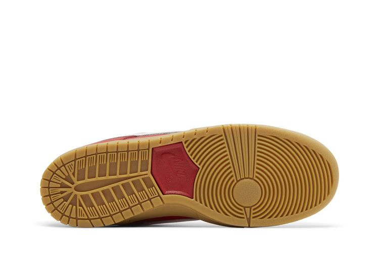 Кроссовки Nike Dunk Low Pro SB 'University Red Gum'