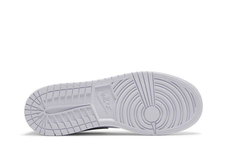 air-jordan-1-mid-gs-barely-grape-dq8423-501_03