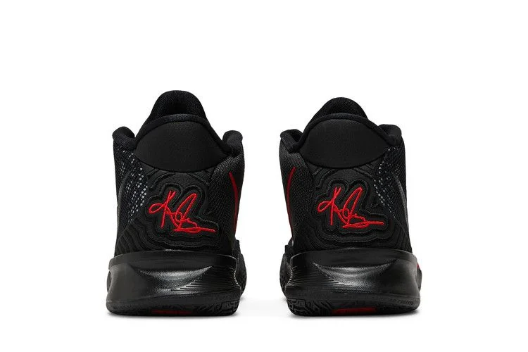 Кроссовки Nike Kyrie 7 GS 'Bred'
