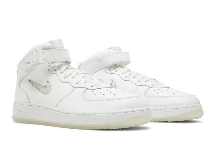 air-force-1-mid-color-of-the-month-summit-white-dz2672-101_07