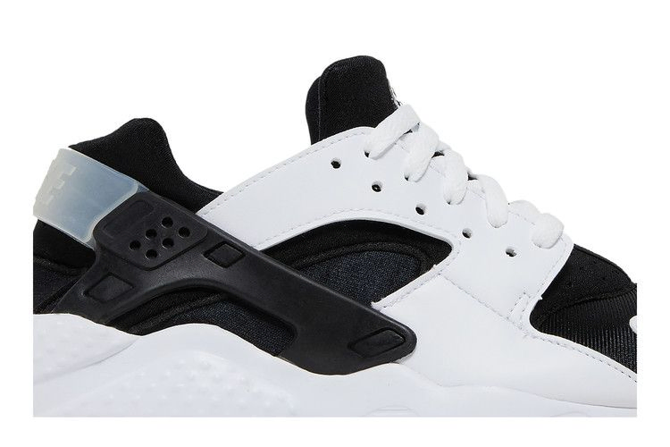 Кроссовки Nike Huarache Run GS 'Black White'