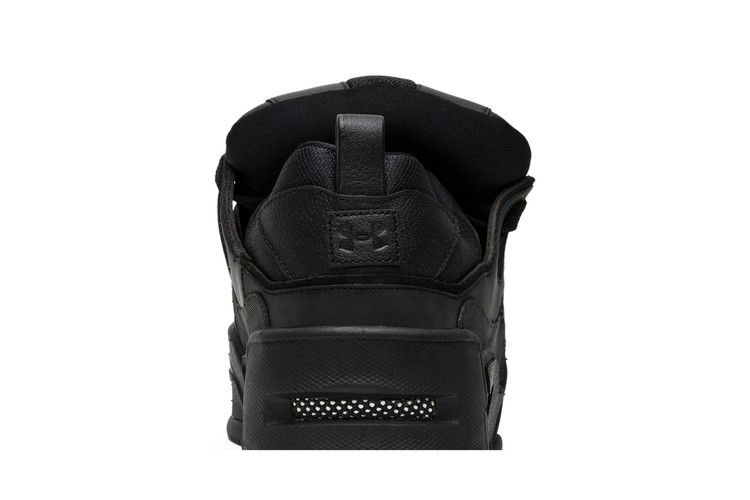 Кроссовки Under Armour AWGE x SRLo 'Triple Black'