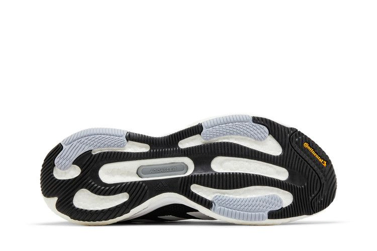 solar-glide-5-wide-black-white-grey-gy4684_03