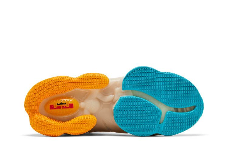 Кроссовки Nike LeBron 19 EP 'MPLS Lakers'