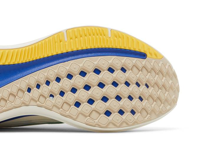 Кроссовки Nike Air Winflo 9 Premium 'Coconut Milk Stadium Green'